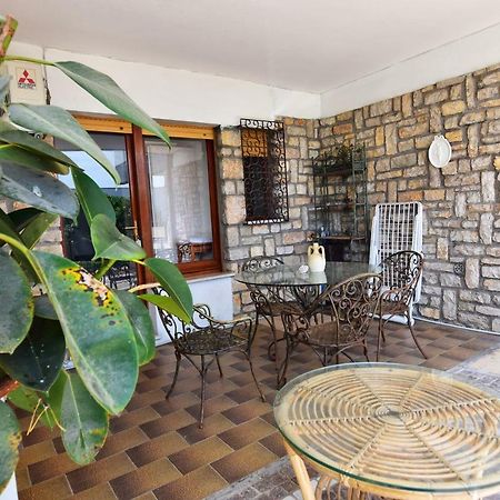 Un Ospite A Fontania Bed and Breakfast Gaeta Eksteriør billede