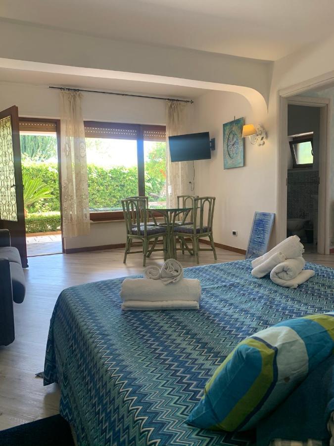 Un Ospite A Fontania Bed and Breakfast Gaeta Eksteriør billede