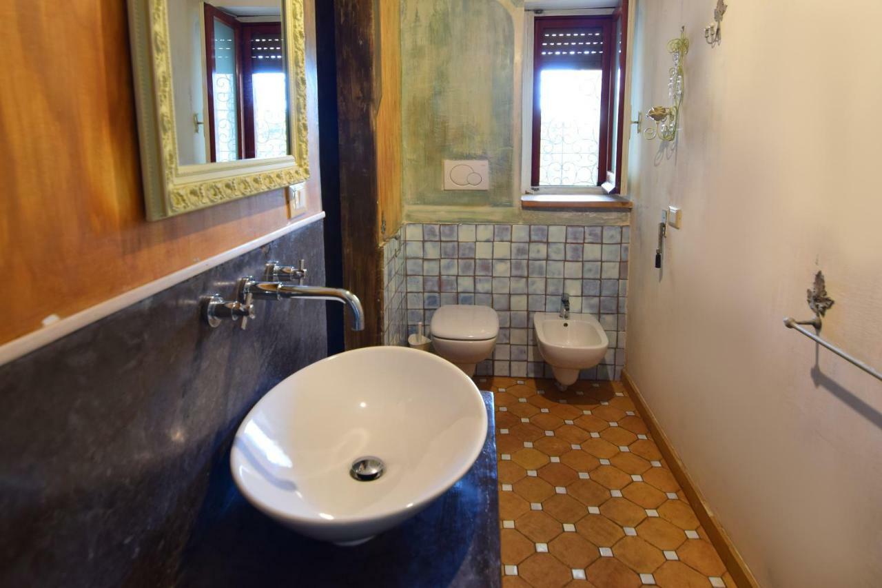 Un Ospite A Fontania Bed and Breakfast Gaeta Eksteriør billede